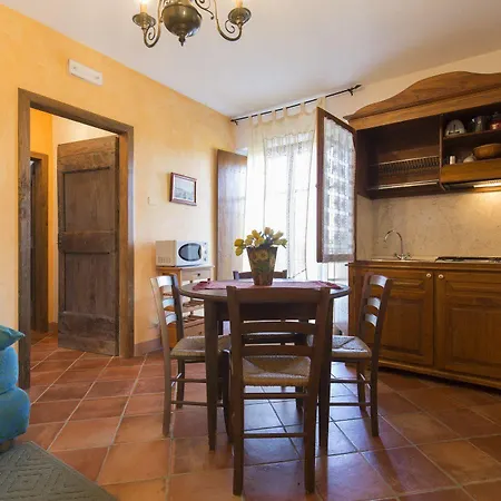 Agroturismo Podere Le Corone *